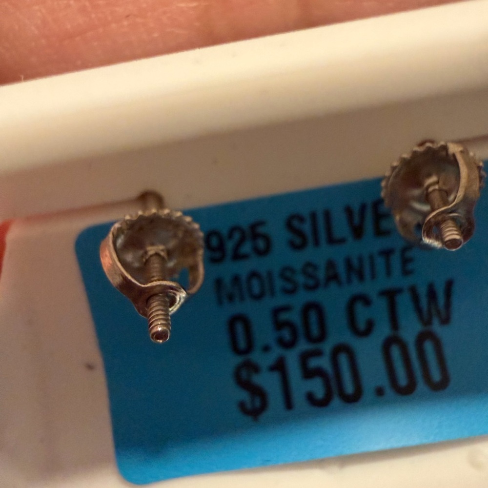 Moissanite 0.50 ct 925 earrings - Picture 3 of 3